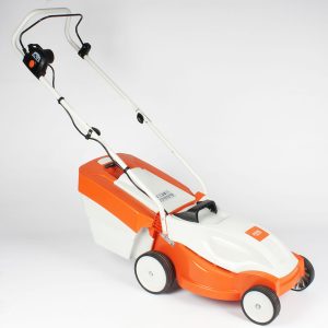 AKU – Akumulatorska kosilica - kosačica STIHL RMA 235 na točkove bez baterije i punjača