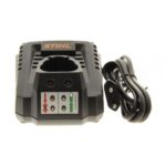 Brzi punjač za aku baterije AL 30 STIHL