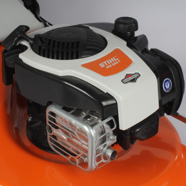 Samohodna benzinska parkovska kosilica - kosačica STIHL RM 253 T