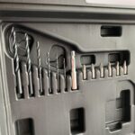 Aku bušilica - odvijač Villager sa priborom dvije 1.5Ah baterije i punjačem u koferu VLN 3220 (2BSC)