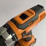 Aku bušilica - odvijač Villager sa priborom dvije 1.5Ah baterije i punjačem u koferu VLN 3220 (2BSC)