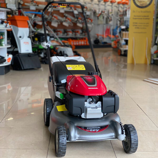 Samohodna benzinska parkovska kosilica - kosačica Honda HRG 466 3.7KS 46cm
