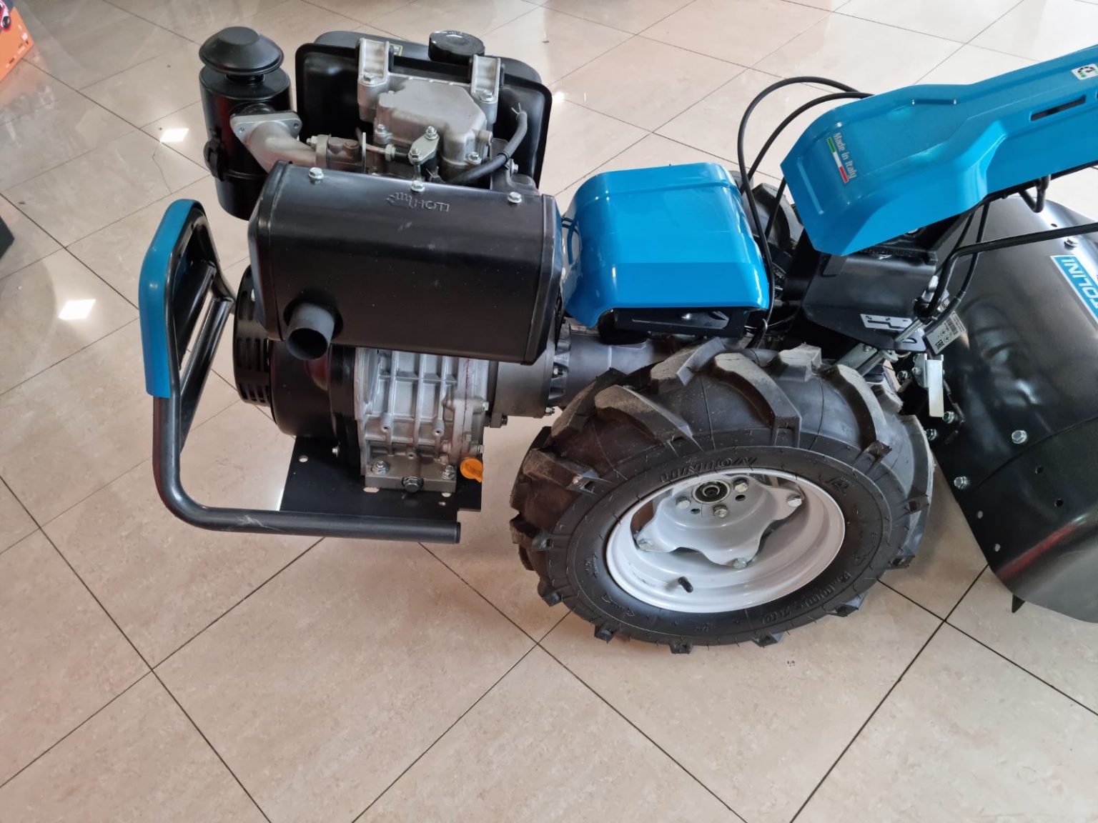 Dizelski motokultivator BERTOLINI 407 S sa strižnom kosom