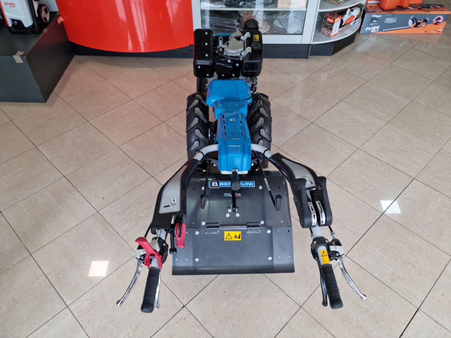 Dizelski motokultivator BERTOLINI 407 S sa strižnom kosom