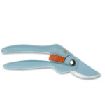 Ručne škare – makaze za orezivanje – voćarske FISKARS LUCY 111257 040253