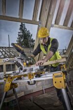 Aku potezno-nagibna pila - štucer DeWalt DCS365N 18V XR 184mm