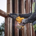 Aku recipročna pila - lisičiji rep DeWalt DCS386NT 18V XR u Tstak koferu