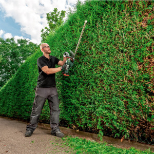 Aku škare-makaze za živu ogradu - živicu Metabo AHS 18-55 V 600463850 530mm