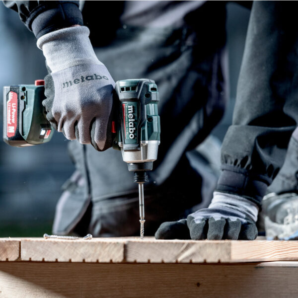 Aku udarni odvijač Metabo SSD 12 BL 60111580 12V 140Nm 1/4" sa 2 baterije 4.0h i punjačem u koferu