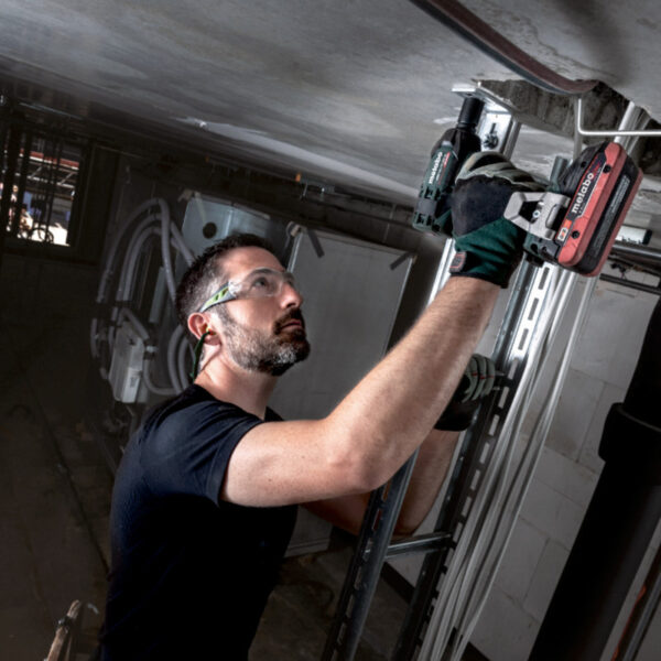 Aku udarni odvijač Metabo ASC55 SSW 18 LTX 300 60239580 480Nm 18V 1/2" sa 2 baterije 4.0Ah i punjačem u koferu