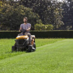 Benzinska traktorska kosilica – kosačica Stiga Estate 3398 HW 12.6KS