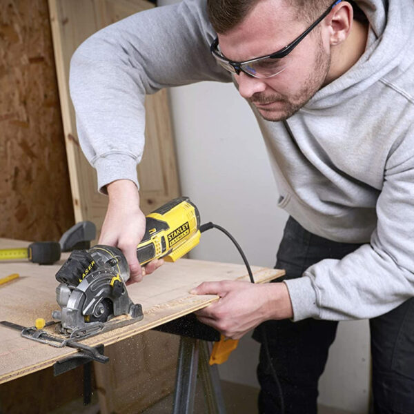 Električna potopna ručna kružna pila - cirkular Stanley FME380K 650W 160mm u koferu