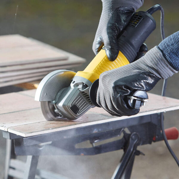 Električna ugaona-kutna brusilica Stanley FMEG220KA 850W 125mm u koferu