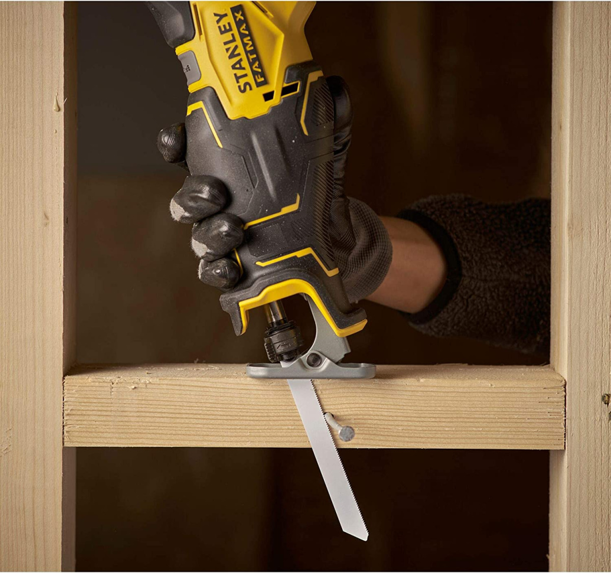 Aku recipročna pila - lisičiji rep Stanley SFMCS310B 18V