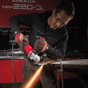 Električna ugaona-kutna brusilica Milwaukee AGV 15-125 XE 4933428127 1550W 125mm