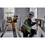Laserski nivelir poprečni DeWalt DCE822D1G18 50m 18V XR sa 2Ah baterijom i punjačem u koferu