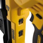 Aku pištolj za eksere - čavle DeWalt DCN890N 18V XR 13-57mm