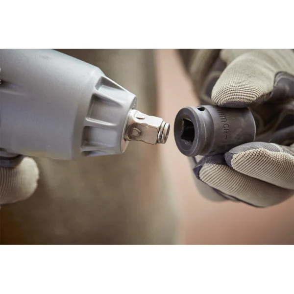 Aku udarni odvijač Stanley SFMCF900B V20 18V 450Nm 1/2"