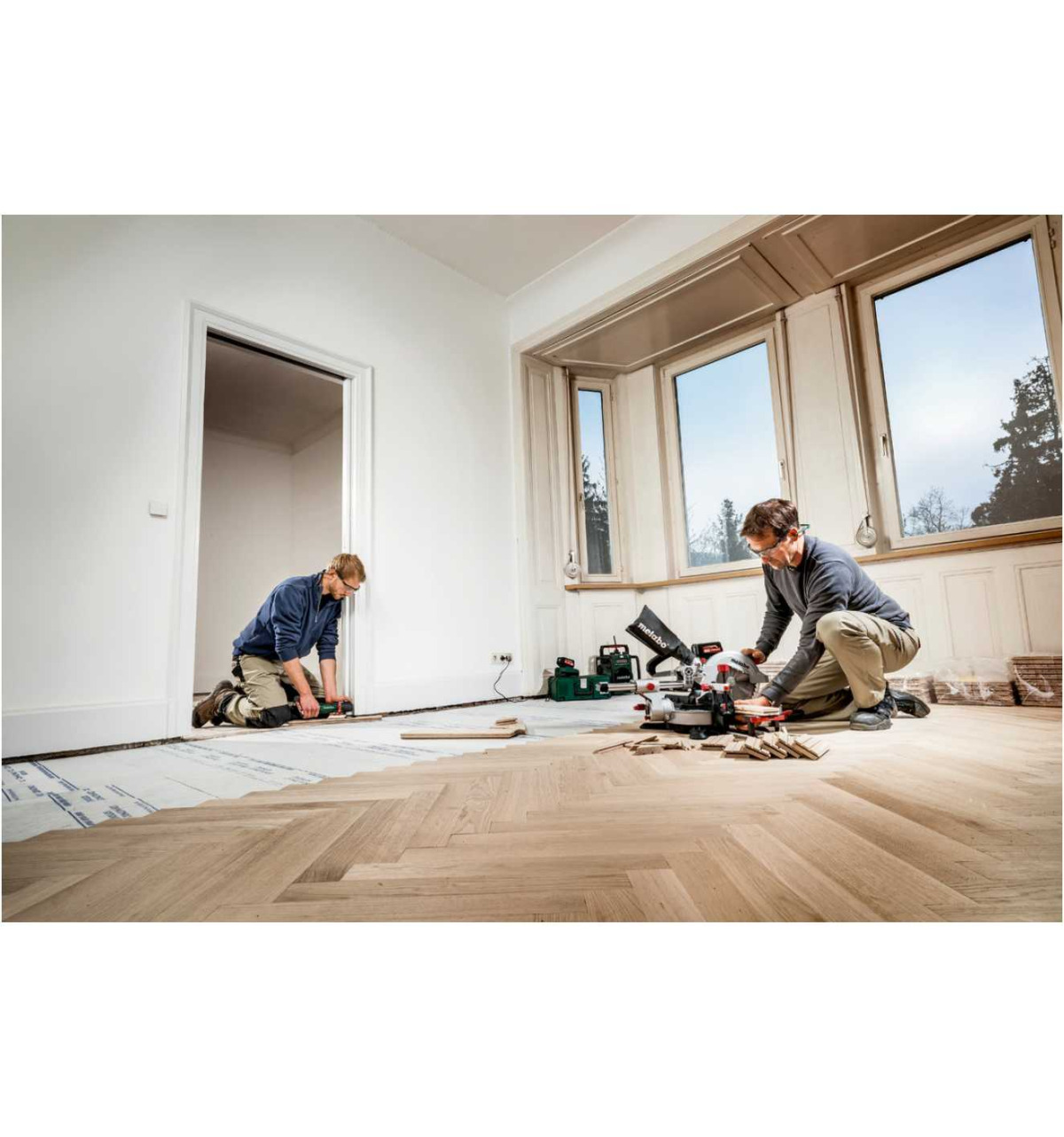 Aku potezno-nagibna pila - štucer Metabo KGS 18 LTX 216 61900165 18V 216mm sa dvije 5.2Ah baterije i punjačem