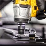 Aku udarni odvijač DeWalt DCF902D2 12V XR sa dvije 2Ah baterije i punjačem u TSTAK koferu