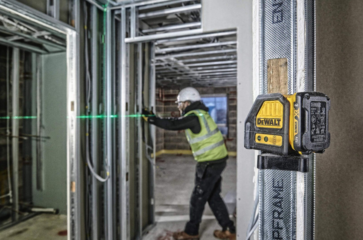 Laserski nivelir poprečni DeWalt DCE088NG18 50m 18V XR u koferu