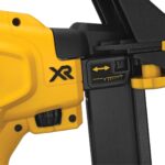 Aku heftalica - klamerica DeWalt 18V XR 12-38mm sa dvije 2Ah baterije i punjačem u TSTAK koferu DCN682D2