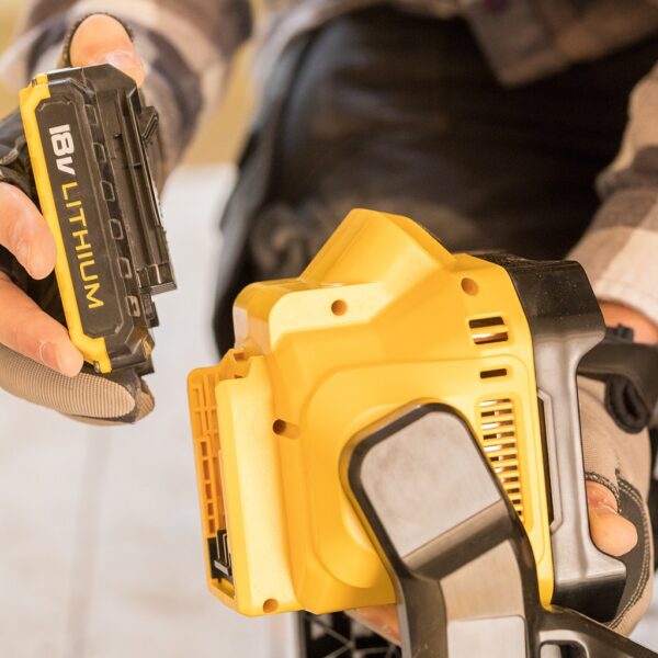 Aku reflektor Stanley FMCL001B 18V 1900lm