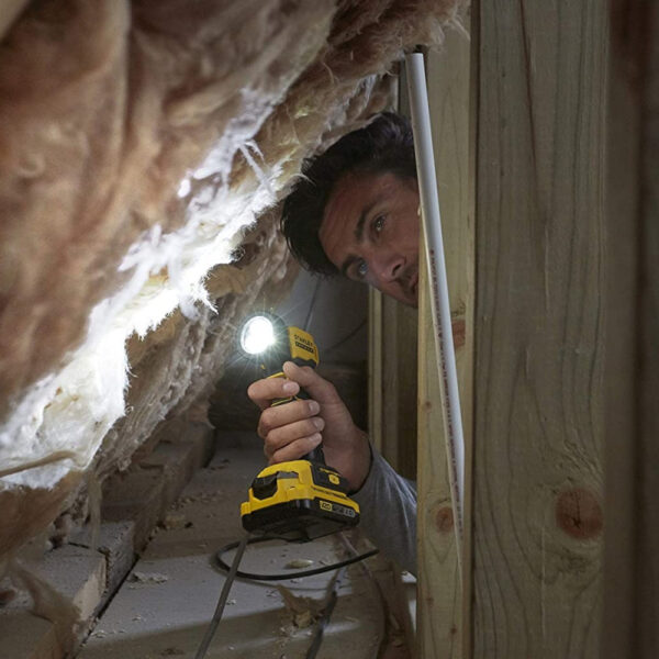 Aku ručna baterijska lampa Stanley SFMCL020B 18V 140lm