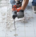 Aku udarna bušilica Black+Decker BCD900M1K SDS-Plus 18V sa 4Ah baterijom i punjačem u koferu