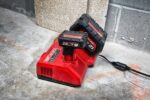 Super punjač za M12 i M18 Redlithium baterije Milwaukee M12-18SC 4932471736