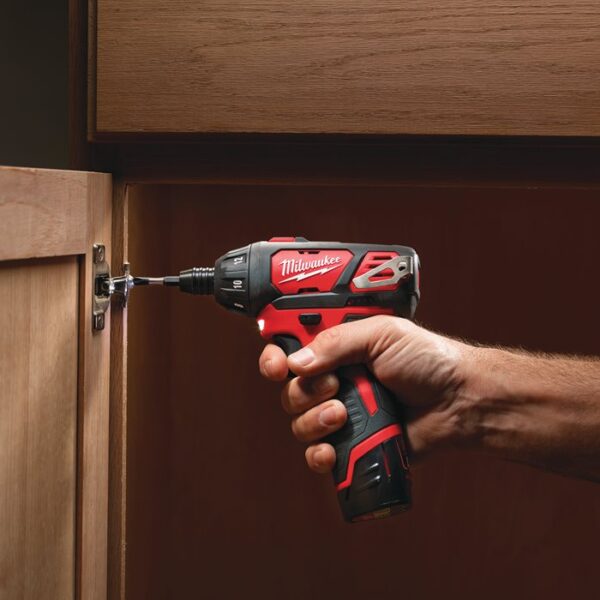 Aku udarni odvijač Milwaukee M12 BSD-0 4933447135 12V 20Nm