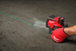 Aku laserski nivelir - križni Milwaukee M12 CLLP-301C 4933478100 sa 3Ah baterijom i punjačem u koferu