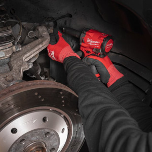 Aku udarni odvijač Milwaukee M12 FIWF12-422X 4933464616 sa dvije baterije i punjačem u koferu 12V 339Nm