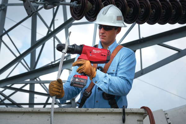 Aku mašina za presovanje - presa Milwaukee M18 HCCT109/42-522C sa dvije baterije i punjačem u koferu 109KN 4933459273