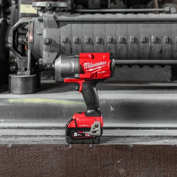 Aku udarni odvijač Milwaukee M18 ONEFHIWP12-0X 4933459724 držačem igle u HD koferu OneKey 1/2'' 18V 1017Nm