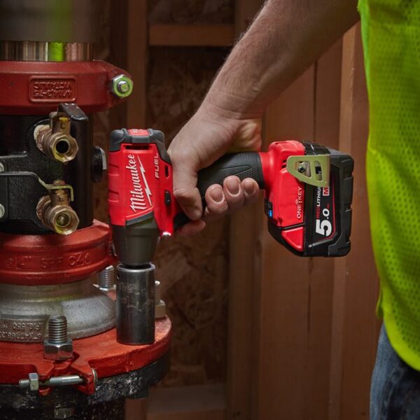 Aku udarni odvijač Milwaukee M18 ONEIWF12-0 4933451153 sa frikcionim prstenom u 1/2'' 18V 300Nm