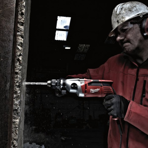 Električna udarna bušilica Milwaukee PD2E 24 R 4933419595 1020W u koferu