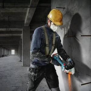 Aku ugaona-kutna brusilica Bosch GWS 180-LI 06019H9021 700W u koferu sa 2 baterije 4.0Ah i brzim punjačem