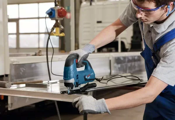 Električna ubodna pila Bosch GST 90 BE 060158F000 650W u koferu