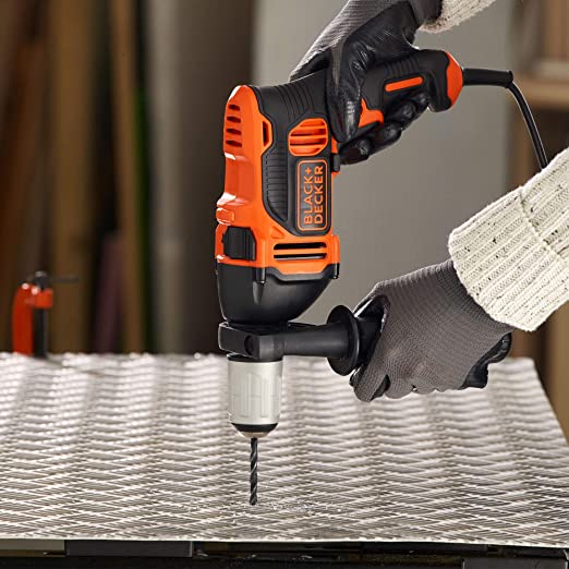 Električna udarna bušilica Black+Decker BEH850K 850W sa priborom u koferu