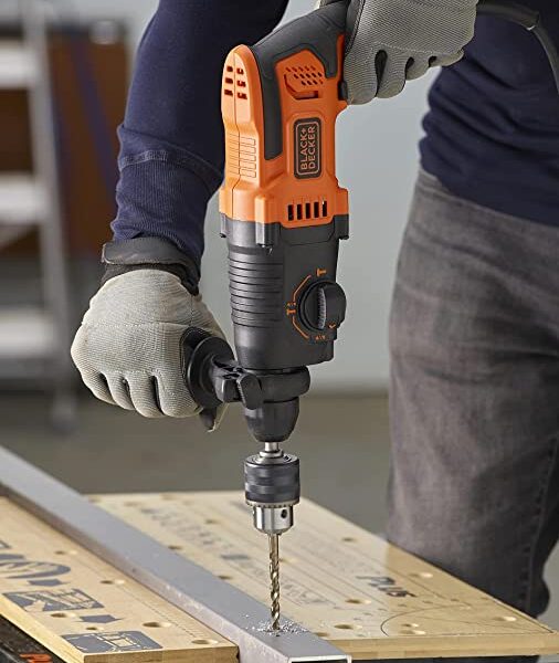 Električna udarna bušilica Black+Decker BEHS01 SDS-PLUS 650W