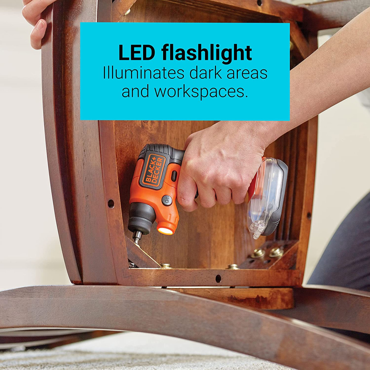 Aku odvijač - zavrtač Black+Decker BDCSFS30C 4V sa baterijom