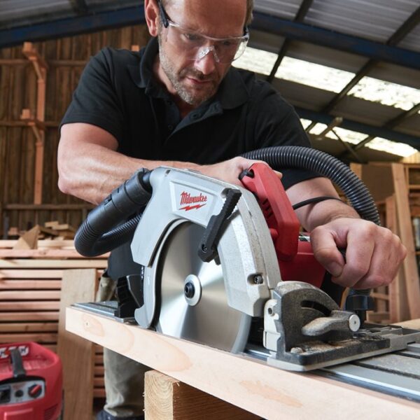 Električna ručna kružna pila - cirkular Milwaukee CS85CBE 4933451116 2200W u koferu