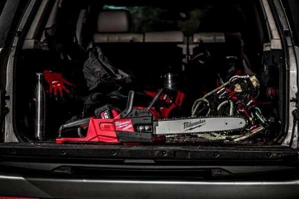 Aku pila - motorka za drvo Milwaukee M18FCHS-0 18V 40cm 4933464723