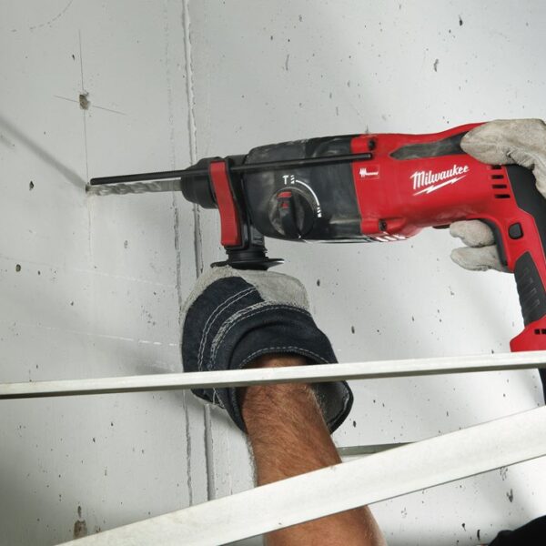 Električna udarna bušilica Milwaukee PFH 26 SDS-Plus 725W 4933428230 u koferu