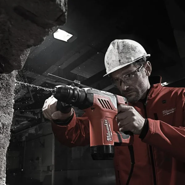 Električna udarna bušilica Milwaukee PLH 28 XE 4933446800 SDS-Plus 28mm 800W sa Fixtec steznom glavom u koferu