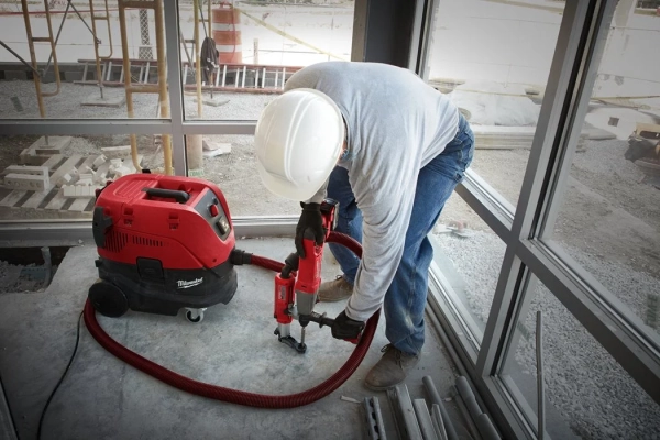 Električni industrijski-građevinski usisivač Milwaukee AS 30 LAC 30L 1200W 4933459411