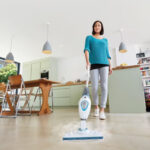 Paročistač - parni čistač uspravni 1300W Black+Decker FSM1605