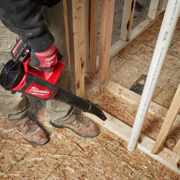 Aku puhač-duvač lišća Milwaukee M12 BBL-0 12V 4933472214