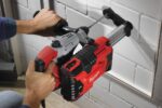 Aku univerzalni usisivač za bušilice Milwaukee M12 DE-201X 12V sa 2Ah baterijom i punjačem u HD koferu 4933443003